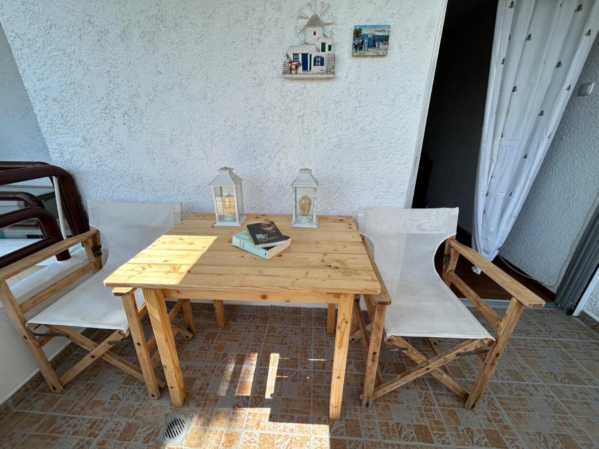 Mari E Monti Apartment Palaiontsiflikion Luaran gambar
